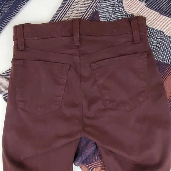LAST CHANCE! CLOSET CLOSING! J Brand 485 Mid-Rise Skinny Luxe Sateen Pinot 24 - Picture 5 of 8
